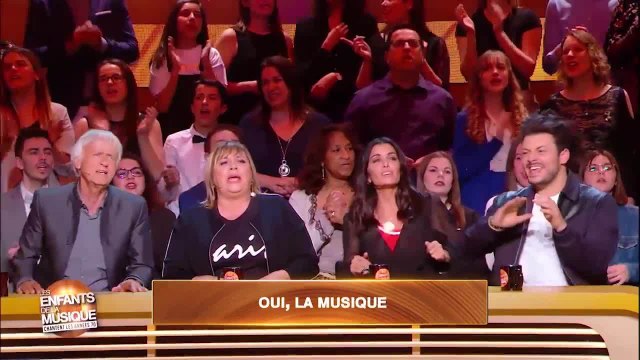 Jenifer rechante la Musique, l'hymne de la Star Academy 1 dans Les Enfants de la Musique sur France 3
