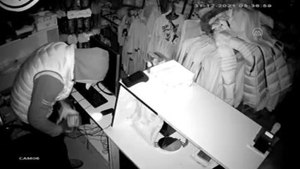 Mağazanın kasasından para çalan hırsızlık şüphelisi tutuklandı