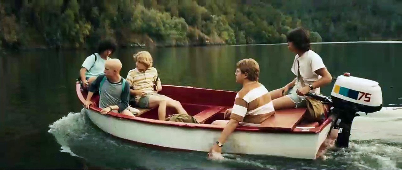 LIVE IS LIFE. Tráiler