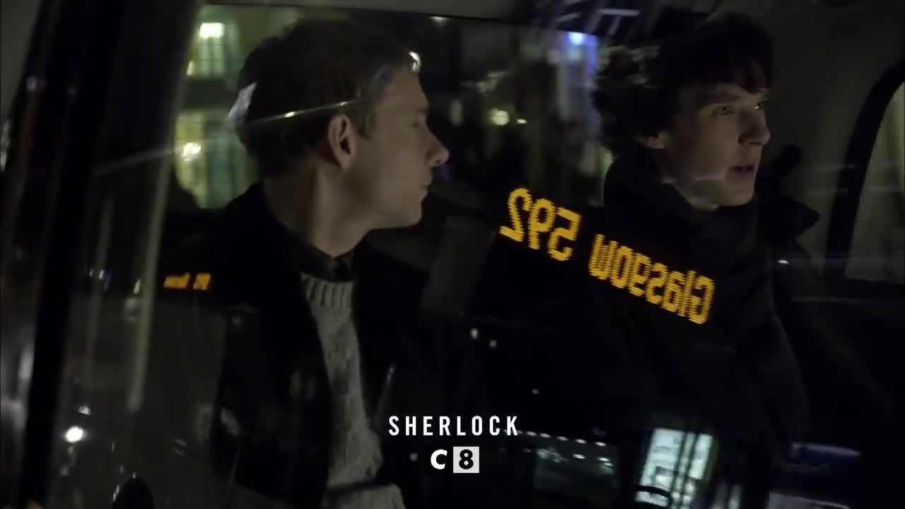 Sherlock : Une étude en rose (S1EP1)