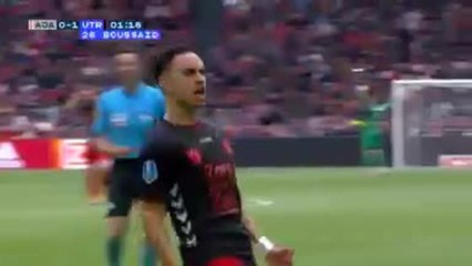 Pays-Bas - L'Ajax écrase Utrecht et touche le titre du bout des doigts