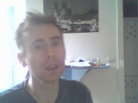 Wiwi égratigne Petit garçon