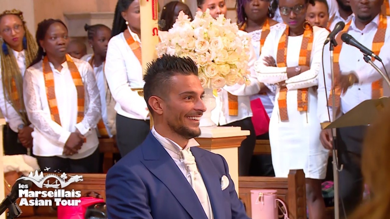 Emotion : Julien Tanti découvre l'entrée de Manon Marsault à l'église pour leur mariage (Les Marseillais)