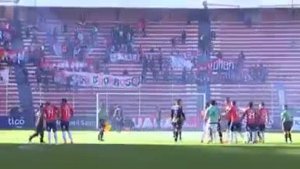 Bolivie - Un gardien victime des pétards