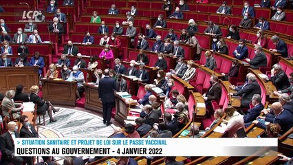 Pass vaccinal: Jean Castex tonne que l'interruption des débats est "purement irresponsable"