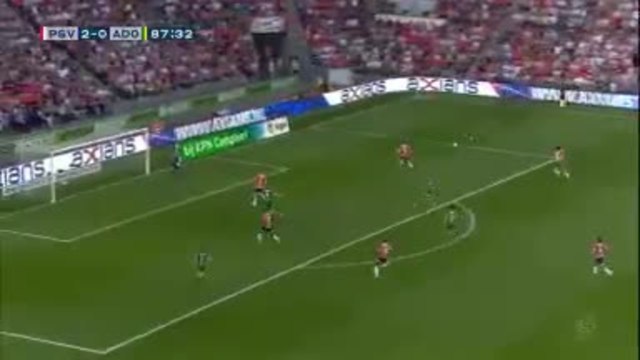 Pays-Bas - Le PSV domine Den Haag et recolle à l'Ajax en tête