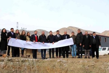 Oltu'ya çuval fabrikası temeli atıldı