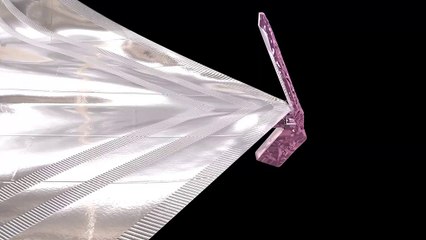 Tension des couches du bouclier thermique du télescope James Webb