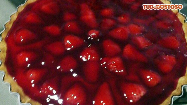 Torta de morango da padaria