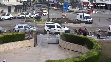 Muğla'da iki kardeş elektronik mağazasından 8 cep telefonu çaldılar