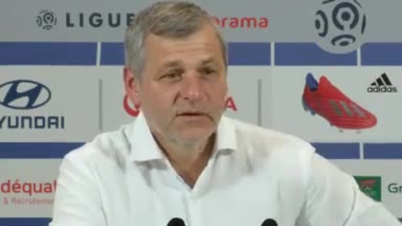 28e j. - Genesio : "Je ne fais pas jouer Yassin pour faire plaisir à Nabil"