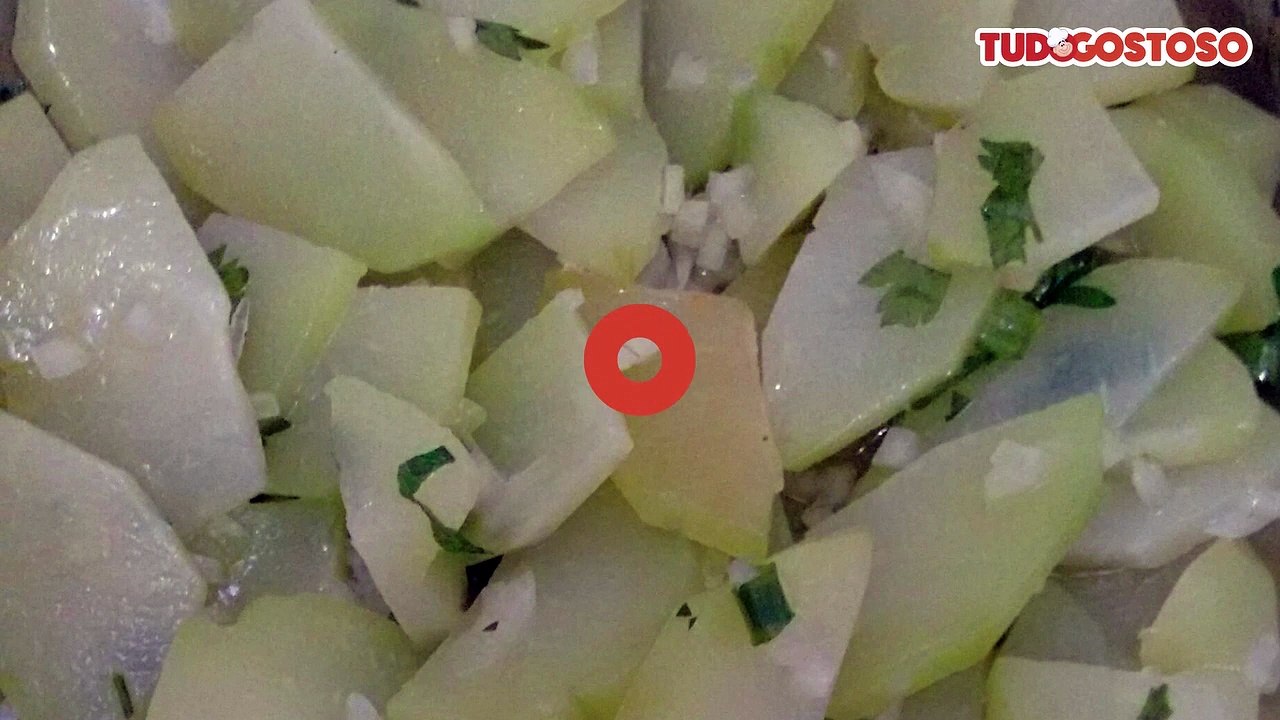 Salada de chuchu