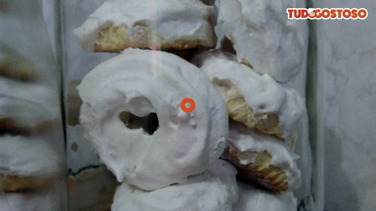 Bolacha com cobertura de  glacê