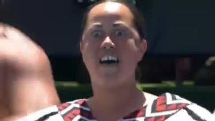 Auckland - Un mini-haka avant la finale entre Sandgren et Norrie