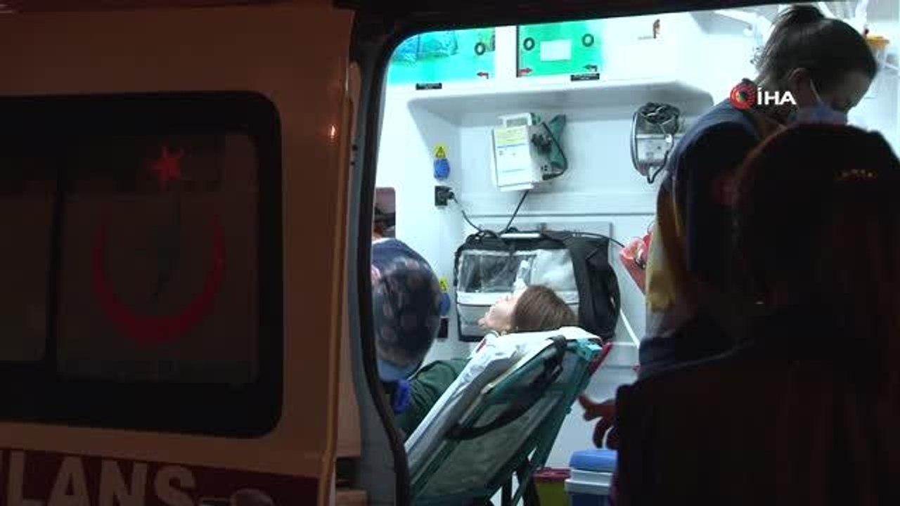 Son dakika haberleri! Kartal'da dörtyol ağzında kaza: 2 yaralı