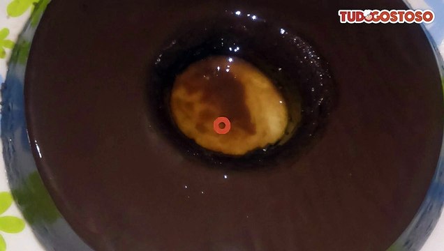 Pudim de leite em pó de microondas