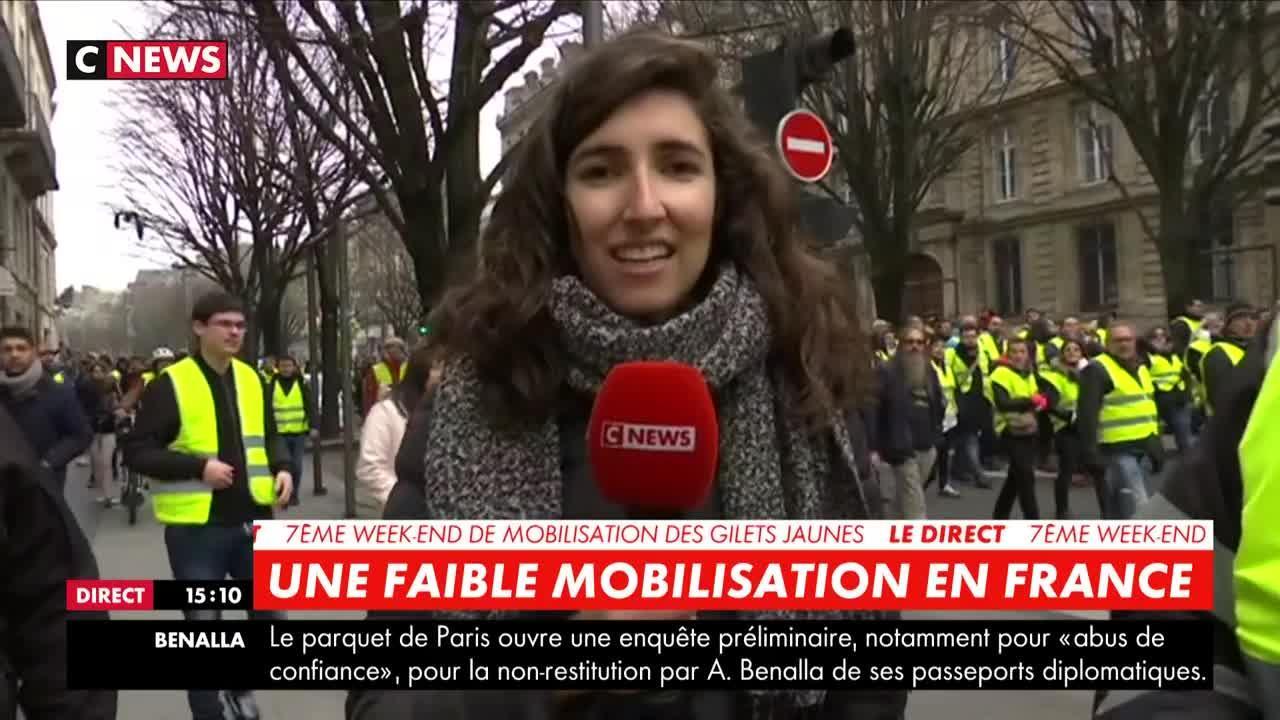 Gilets jaunes : les images choquantes de journalistes pris à partie en  direct à Lille, Bordeaux… (VIDEOS)