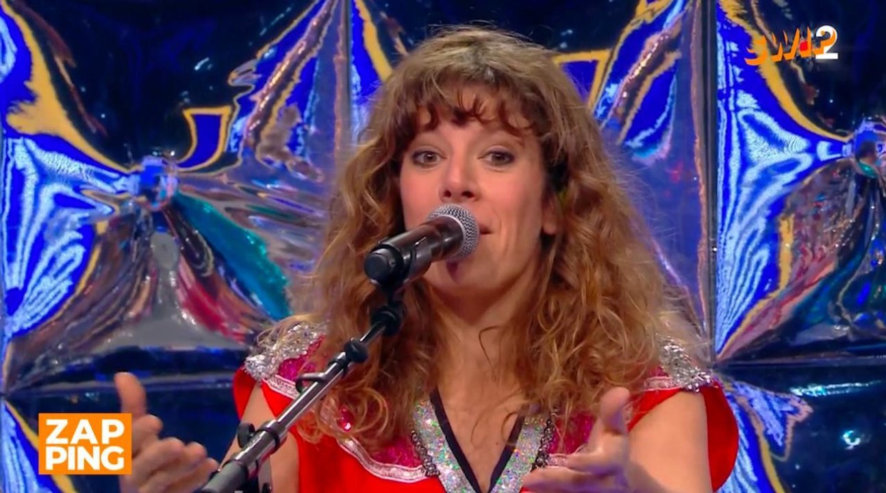 N'oubliez pas les paroles : l'énorme bourde de Magali Ripoll qui aurait pu coûter sa place à Renaud le Maestro !