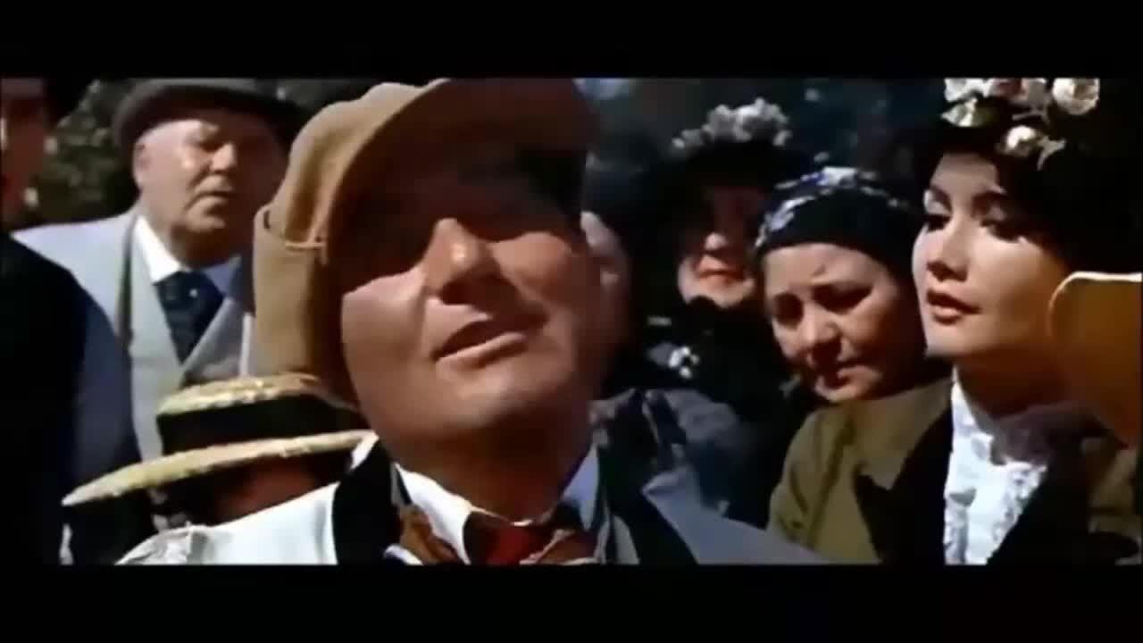 Ces merveilleux fous volants dans leurs drôles de machines