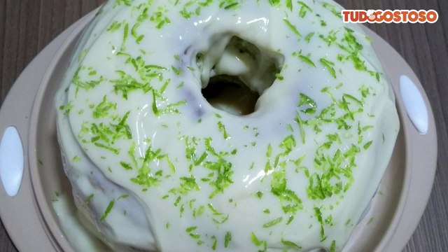 Bolo verde de limão