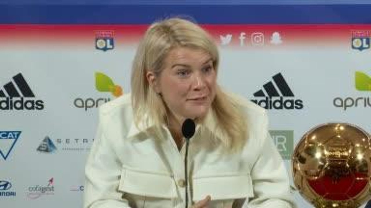 Ballon d'Or - Hegerberg et le twerk de Solveig : "Il aurait pu me poser une question différente..."