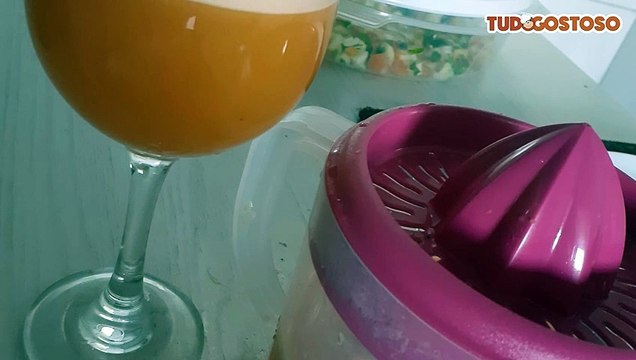 Suco de cenoura com limão