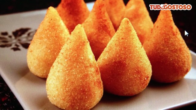 Coxinha tradicional de frango
