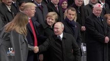 Vladimir Poutine fait attendre Emmanuel Macron et les dirigeants du monde entier en arrivant en retard au Centenaire du 11 novembre