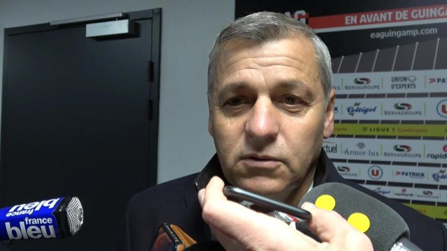 13e j. - Genesio : ''J'ai tenté de les réveiller à la mi-temps''