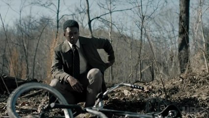 La saison 3 de True Detective se dévoile enfin avec Mahershala Ali