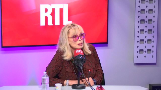 Amanda Lear : C'est normal d'être payé pour passer à la télé