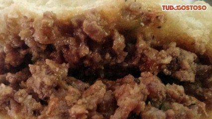 Carne moída com pão francês