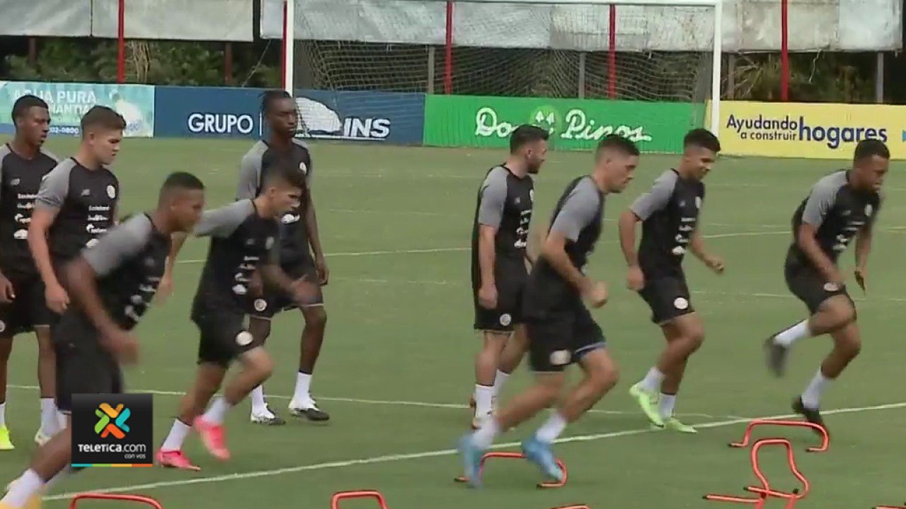 td7-Sele negó fogueo ante Perú para quedarse entrenando en el país-040122