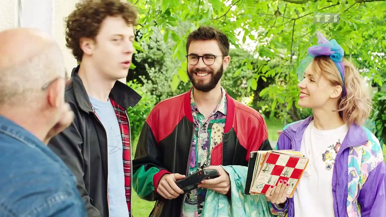 Presque adultes Saison 1 - Teaser (EN)