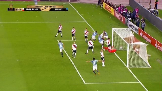 Libertadores - Michel donne la victoire à Gremio en demi-finale aller face à River Plate.