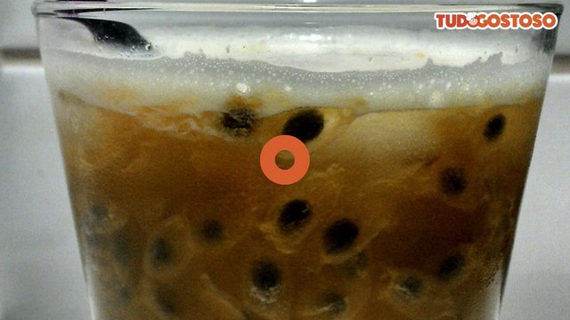 Caipirinha de maracujá