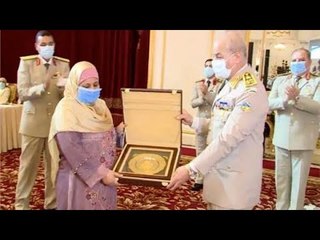 سيدة القطار تنفي ترشحها لمجلس النواب : متفرغة لعملي وتربية أبنائي