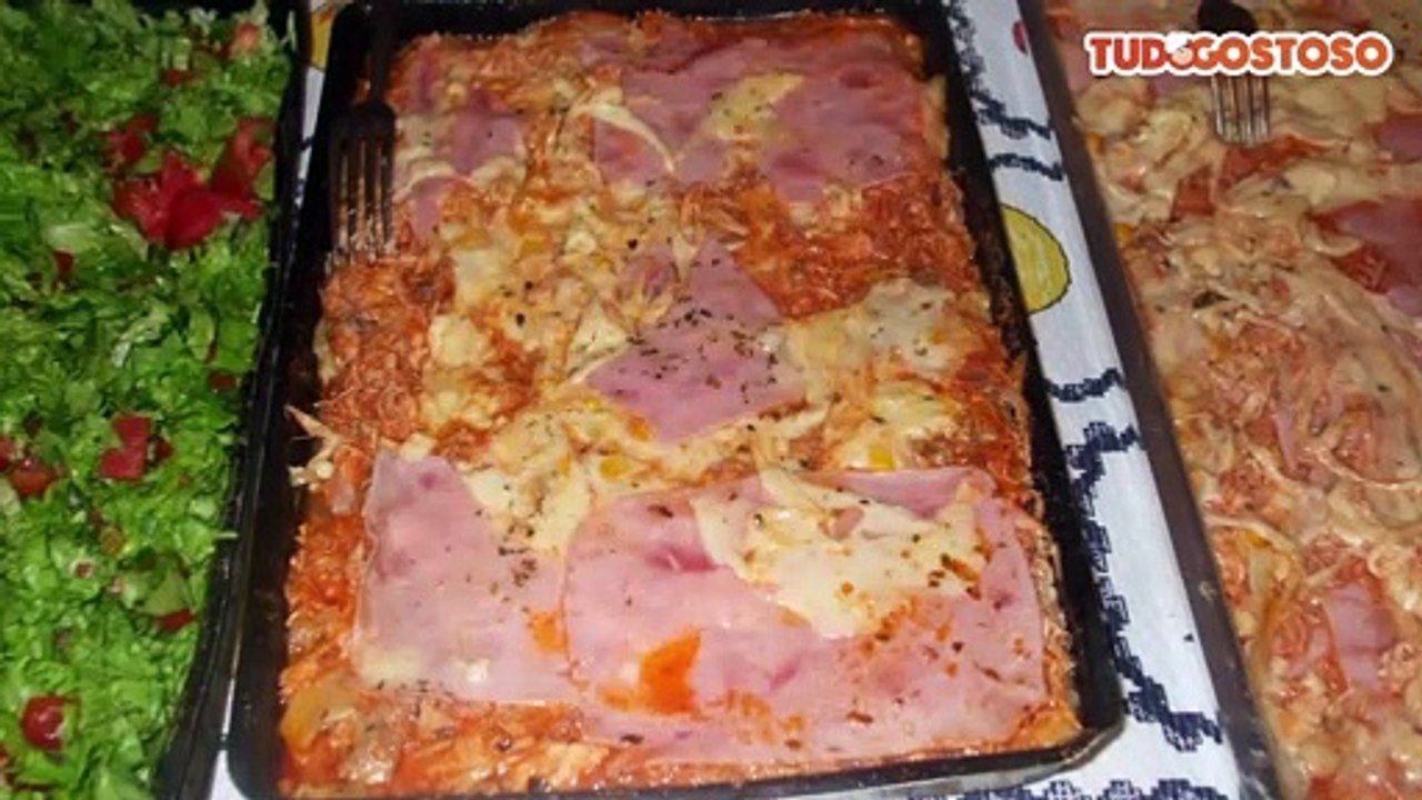 Lasanha simples com dois molhos