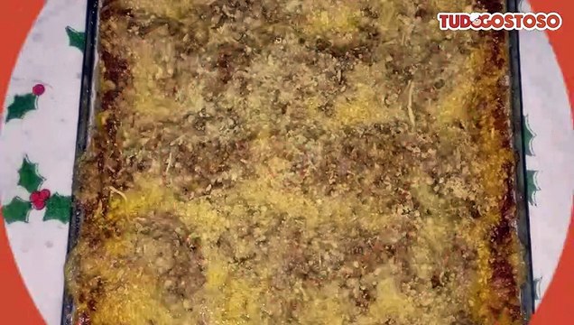 Lasanha bolonhesa ao molho branco