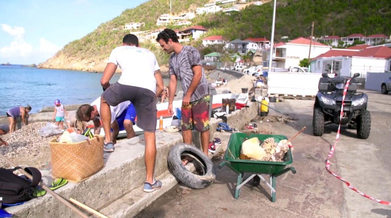 Exclu. Zone interdite (M6) : L'incroyable élan de solidarité des habitants de Saint-Barth après Irma pour aider un loueur de jet-skis