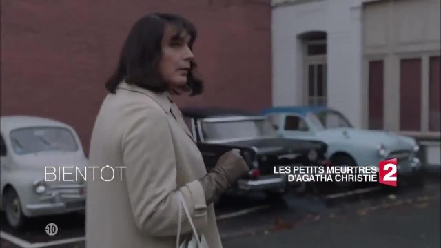 Les petits meurtres d'Agatha Christie : L'homme au complet marron