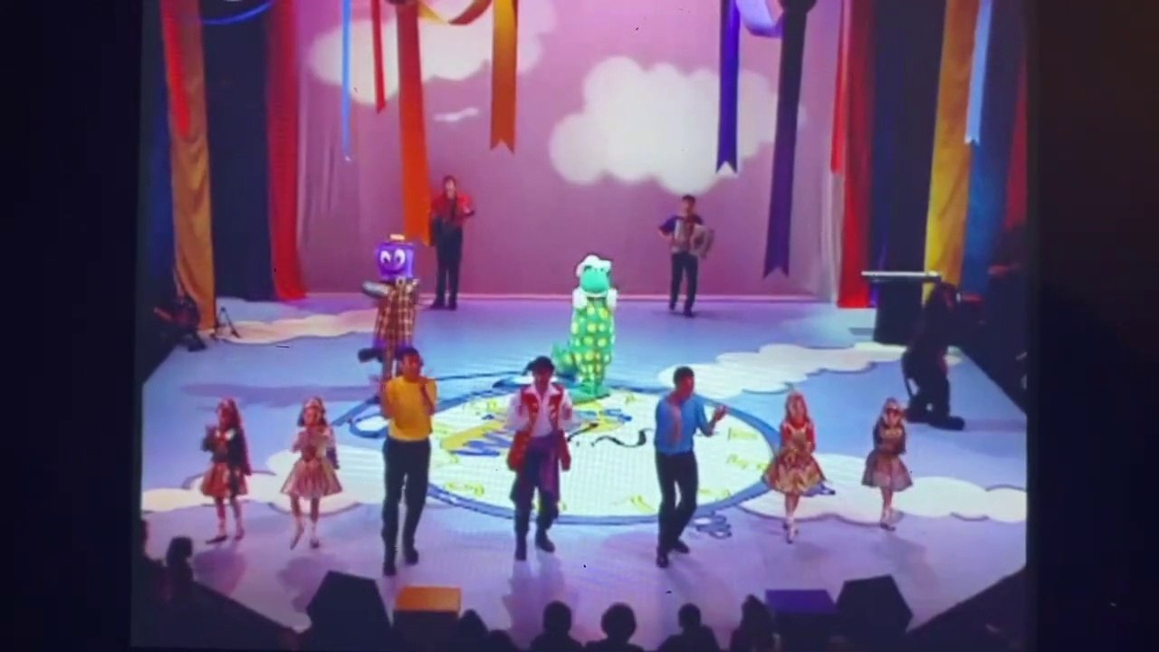 The Wiggles- Nya Nya Nya (Live 1996/1997)
