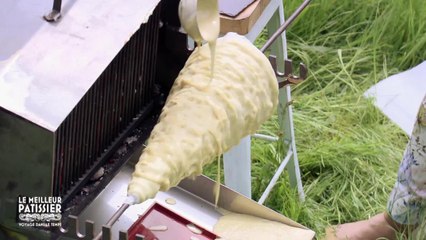Julien et Astrid mettent le feu à leur gâteau dans Le meilleur pâtissier !