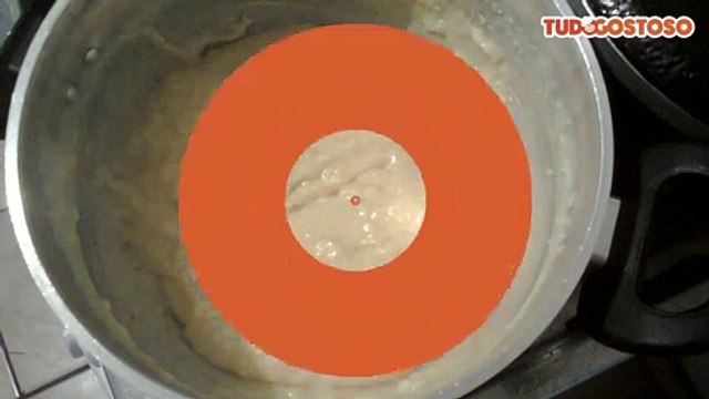 Recheio simples e leve para bolo