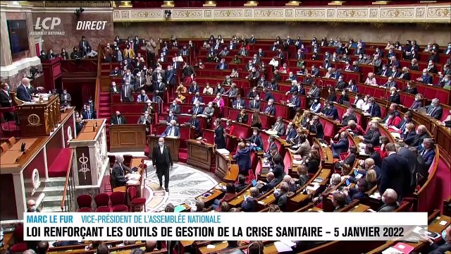 Emmerder les non-vaccinés : Regardez le chaos cette nuit à l'Assemblée Nationale quand la séance est suspendue face à la pagaille dans l'hémicycle