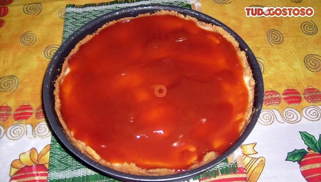 Torta cheesecake com ricota e goiabada