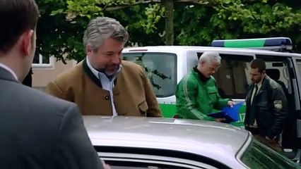 Die Rosenheim-Cops (313) Staffel 14 Folge 21 - Ein Abgang mit Blubb