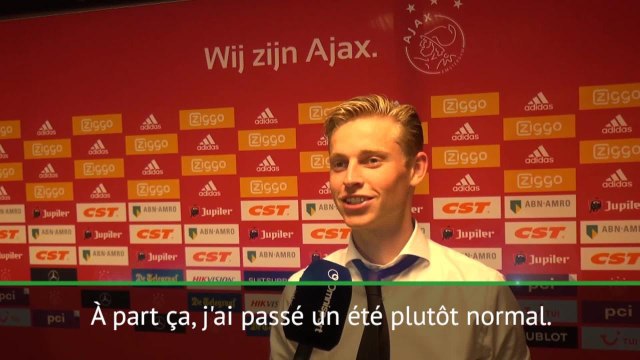 Ajax - De Jong entretient le flou sur son possible transfert