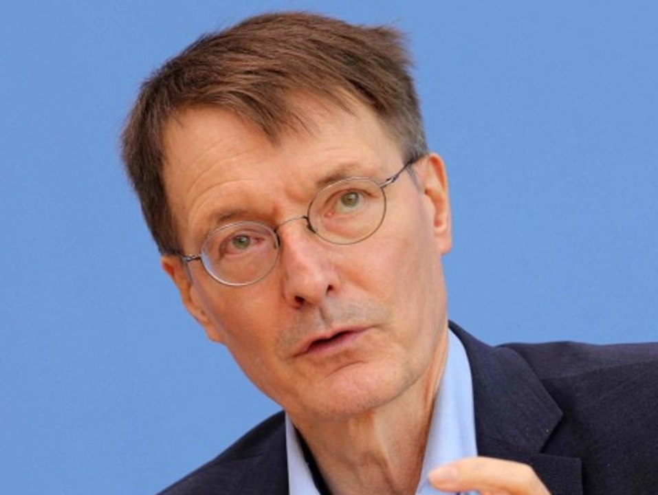 Karl Lauterbach will Corona-Maßnahmen weiter verschärfen