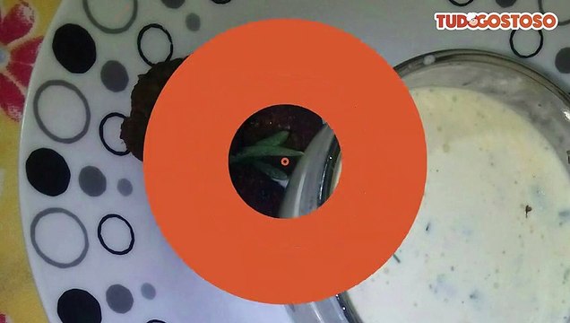 Molho árabe para saladas e quibe